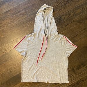 NWOT Hooded Cropped Tee